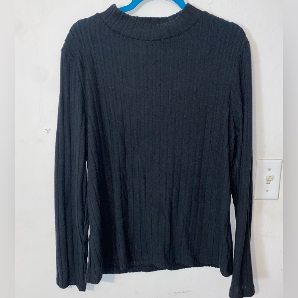 Never worn black long sleeve shirt